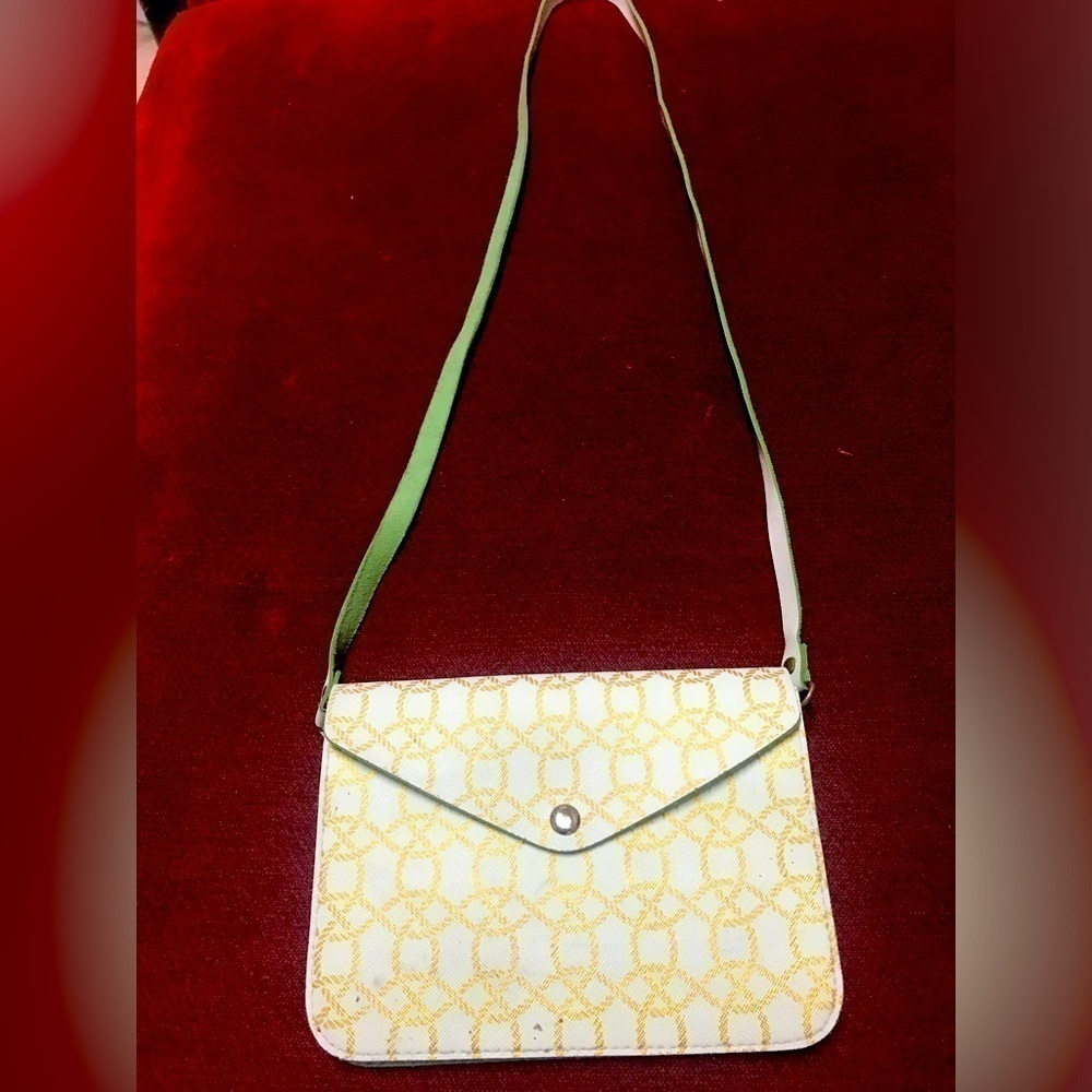 Top It Off Women’s Crossbody Handbag Shoulderbag Green Gold Size Small